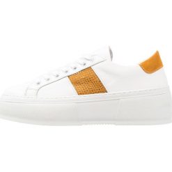 Trampki damskie slip on: Bronx Tenisówki i Trampki white/yellow