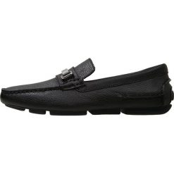 Calvin Klein MIKOS Mokasyny black. Czarne mokasyny męskie Calvin Klein, ze skóry ekologicznej. Za 669,00 zł.