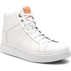 Sneakersy UGG - M Cali Sneaker High 1094653 M/Wht. Białe sneakersy męskie Ugg, ze skóry, eleganckie. W wyprzedaży za 469,00 zł.