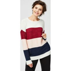 Sweter w pasy. Swetry damskie Moodo, s, bez wzorów, bez rękawów, bez kaptura. Za 39,99 zł.