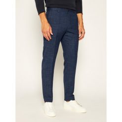 Spodnie materiałowe Tommy Hilfiger Tailored Micro Design Flex TT0TT06928. Niebieskie jeansy męskie Tommy Hilfiger Tailored, m, bez wzorów, z jeansu. W wyprzedaży za 309,00 zł.