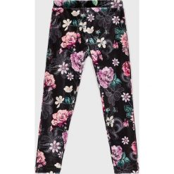 Blukids - Legginsy dziecięce 98-134 cm. Czarne spodnie dziewczęce Blukids, bez wzorów, z elastanu. W wyprzedaży za 34,90 zł.