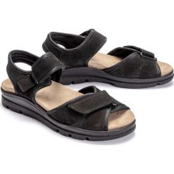 COMFORTABEL 710889-1 schwarz, sandały damskie. Sandały damskie Comfortabel, bez wzorów, bez obcasa, na rzepy. W wyprzedaży za 167,90 zł.