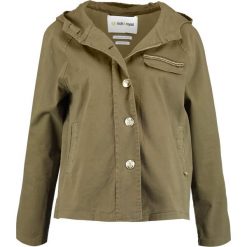 Bomberki damskie: Rich & Royal Kurtka wiosenna military olive