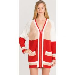 SWETER ELISABETTA FRANCHI. Swetry damskie Elisabetta Franchi, bez wzorów, z dzianiny, bez rękawów, bez kaptura. Za 1075,00 zł.