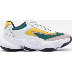 Kolorowe sneakersy - Biały. Białe sneakersy męskie House, bez zapięcia. W wyprzedaży za 79,99 zł.
