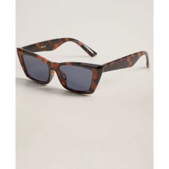 Mango - Okulary Gia. Pomarańczowe okulary przeciwsłoneczne damskie Mango, prostokątne. W wyprzedaży za 49,90 zł.