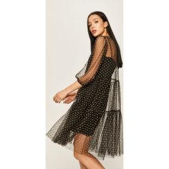 Answear - Sukienka. Czarne sukienki damskie ANSWEAR, na co dzień, s, w grochy, z poliesteru, casualowe, z okrągłym kołnierzem, bez rękawów, mini, proste. Za 219,90 zł.