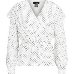 Bluzka DKNY P9BAEAXC. Białe bluzki damskie DKNY, l, bez wzorów, z poliesteru, bez kołnierzyka, bez rękawów. W wyprzedaży za 209,00 zł.