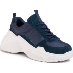 Sneakersy KENDALL + KYLIE - Logan Dark Navy. Niebieskie półbuty damskie ze skóry. W wyprzedaży za 289,00 zł.