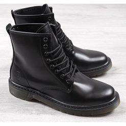 Glany skórzane czarne Big Star EE274001. Czarne glany damskie BIG STAR, retro, bez obcasa, bez zapięcia. Za 339,99 zł.