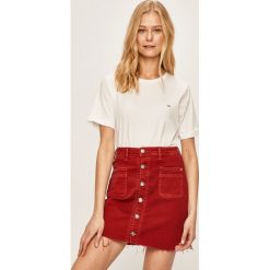 Calvin Klein - T-shirt. Białe bluzki damskie Calvin Klein, s, bez wzorów, z bawełny, z okrągłym kołnierzem. Za 139,90 zł.