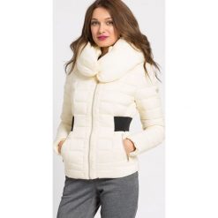 Bomberki damskie: Guess Jeans - Kurtka puchowa