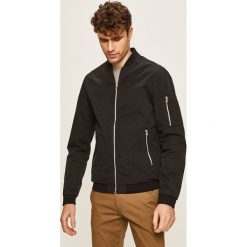Jack & Jones - Kurtka bomber. Czarne płaszcze męskie Jack & Jones, s, bez wzorów, z poliesteru, krótkie, bez kaptura. Za 169,90 zł.