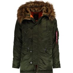 Alpha Industries Płaszcz zimowy dark green. Zielone parki męskie Alpha Industries, na zimę, m, bez wzorów, z nylonu, bez kaptura. Za 929,00 zł.