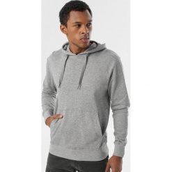 Szara Bluza Laoronei. Szare bluzy męskie Born2be, s, bez wzorów, bez kołnierzyka, bez rękawów, bez kaptura. W wyprzedaży za 69,99 zł.