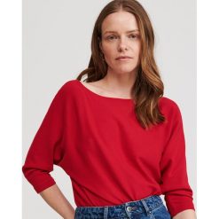 Sweter nietoperz - Czerwony. Czerwone swetry damskie Reserved, s, bez wzorów, bez rękawów, bez kaptura. W wyprzedaży za 39,99 zł.