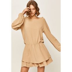Answear - Sukienka. Brązowe sukienki damskie ANSWEAR, na co dzień, s, bez wzorów, z poliesteru, casualowe, z okrągłym kołnierzem, z długim rękawem, długie, mini, proste. Za 149,90 zł.