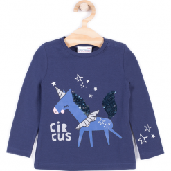 Koszulka. Niebieskie bluzki dziewczęce bawełniane MAGIC IS ALL AROUND, z aplikacjami, z długim rękawem. Za 29,90 zł.