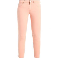 Rurki damskie: Wrangler CROP Jeans Skinny Fit peach