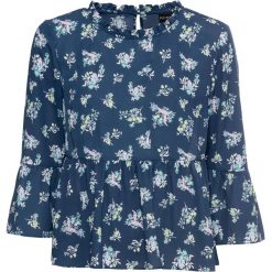 Bluzka tunikowa z falbaną bonprix ciemnoniebieski w kwiaty. Niebieskie bluzki damskie bonprix, w kwiaty, eleganckie, bez kołnierzyka, bez rękawów. Za 34,99 zł.
