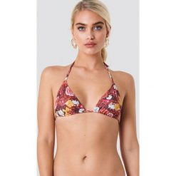 NA-KD Swimwear Góra od bikini Triangle - Red. Czerwone bikini NA-KD Swimwear. Za 19,95 zł.