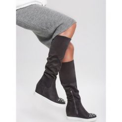 Ciemnoszare Kozaki Harder They Come. Szare koturny damskie Renee. Za 129,99 zł.