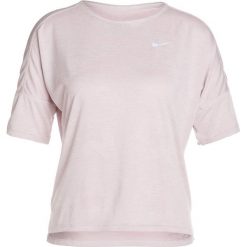Nike Performance DRY MEDALIST Tshirt basic particle rose/barely rose/reflective silver. Czerwone topy sportowe damskie marki Nike Performance, xl, z materiału. W wyprzedaży za 220,15 zł.