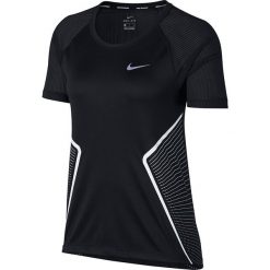 Koszulka do biegania damska NIKE DRY MILER TOP GX / 890349-010 - MILER TOP GX. Czarne bluzki damskie Nike, bez wzorów, ze skóry, bez kołnierzyka. Za 111,00 zł.