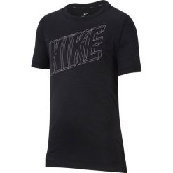 Koszulka chłopięca B Nk Brthe Gfx Ss Top czarna r. XL (BV3804 010). Czarne t-shirty chłopięce Nike, bez wzorów, bez rękawów. Za 94,21 zł.