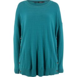Sweter z plisą guzikową z boku bonprix kobaltowo-turkusowy. Niebieskie swetry klasyczne damskie bonprix. Za 59,99 zł.