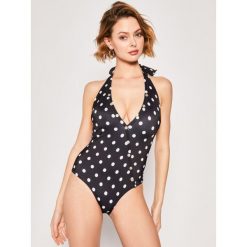 Strój kąpielowy Guess Pois Print Studs E02J08 MC009. Czarne stroje kąpielowe damskie Guess, xs, z aplikacjami, z elastanu. W wyprzedaży za 279,00 zł.
