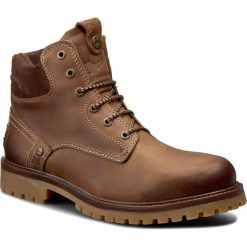 Trapery WRANGLER - WM162002 Taupe 29. Pomarańczowe buty zimowe męskie marki Wrangler, ze skóry. W wyprzedaży za 279,00 zł.