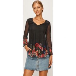 Desigual - Bluzka. Niebieskie bluzki damskie Desigual, s, z aplikacjami, z elastanu, bez kołnierzyka, z długim rękawem. W wyprzedaży za 219,90 zł.