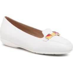 Półbuty GEOX - D Annytah B D027NB 00085 C1000 White. Białe półbuty damskie Geox, na co dzień, bez wzorów, ze skóry ekologicznej, bez obcasa, na płaskiej podeszwie, bez zapięcia. Za 479,00 zł.