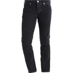 Rurki męskie: Wrangler SPENCER Jeansy Slim Fit pigeon bar