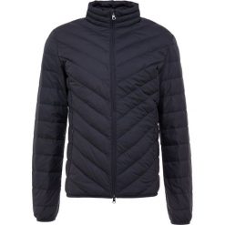 EA7 Emporio Armani Kurtka puchowa night blue. Szare kurtki męskie puchowe marki WED'ZE, m, z elastanu, narciarskie. Za 779,00 zł.