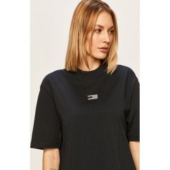 Tommy Hilfiger - T-shirt Tommy Icons. Niebieskie bluzki damskie TOMMY HILFIGER, s, z aplikacjami, z bawełny, z okrągłym kołnierzem. Za 269,90 zł.