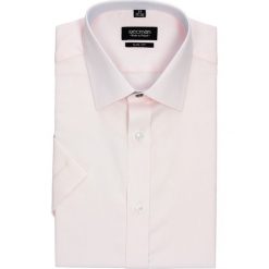 Koszula bexley 2363 krótki rękaw slim fit róż. Różowe koszule męskie Recman, m, bez wzorów, bez kołnierzyka, z krótkim rękawem. Za 129,00 zł.