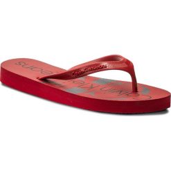 Japonki CALVIN KLEIN JEANS - Paulina R8948 Dark Red. Czerwone klapki damskie Calvin Klein Jeans, bez wzorów, z jeansu, bez obcasa. W wyprzedaży za 129,00 zł.