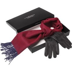 Zestaw Szal Plus Rękawiczki. Czarne rękawiczki męskie LANCERTO, bez wzorów, z dzianiny, eleganckie. W wyprzedaży za 159,90 zł.