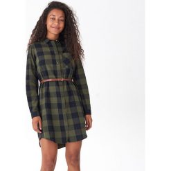 Koszulowa sukienka z paskiem - Khaki. Brązowe sukienki damskie House, xl, bez wzorów, z koszulowym kołnierzykiem, bez rękawów, koszulowe. Za 89,99 zł.
