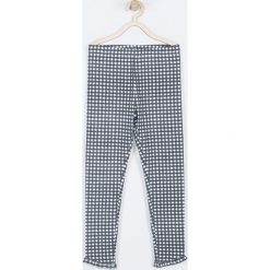 Coccodrillo - Legginsy dziecięce 92-122 cm. Czarne spodnie dziewczęce COCCODRILLO, bez wzorów, z elastanu. W wyprzedaży za 31,90 zł.