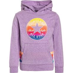Converse SUNSET HOODIE Bluza z kapturem fuchsia glow/snow heather. Fioletowe bluzy dziewczęce Converse, z bawełny, z długim rękawem, długie, z kapturem. Za 189,00 zł.