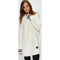 Calvin Klein - Sweter. Szare swetry klasyczne damskie Calvin Klein, l, z bawełny, z golfem. Za 579,90 zł.