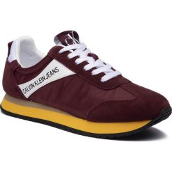 Sneakersy CALVIN KLEIN JEANS - Jill R8527 Multi Beet Red. Czerwone półbuty damskie Calvin Klein Jeans, z jeansu. W wyprzedaży za 319,00 zł.