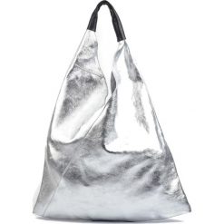 Torebki klasyczne damskie: Skórzana torebka w kolorze srebrnym – (D)46 x (S)37 cm