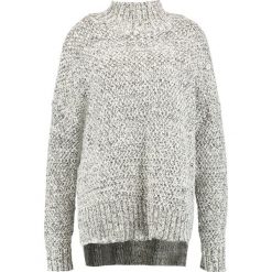 Swetry klasyczne damskie: Friday’s Project GRADIENT Sweter black