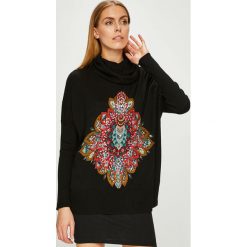 Desigual - Sweter. Szare golfy damskie Desigual, l, z aplikacjami, z dzianiny, z krótkim rękawem. Za 449,90 zł.