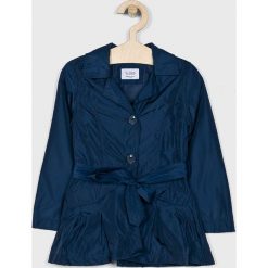 Blukids - Płaszcz dziecięcy 98-134 cm. Niebieskie kurtki dziewczęce Blukids, w paski, z poliesteru, krótkie, bez kaptura. W wyprzedaży za 79,90 zł.